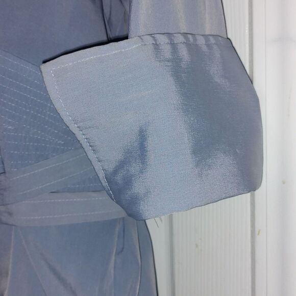Caren Sport  periwinkle  cuffed sleeve blouse  Sz 2X - Picture 5 of 10